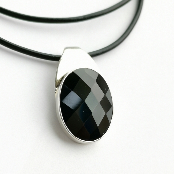 NWT Black onyx sterling silver pendant necklace - Picture 1 of 5